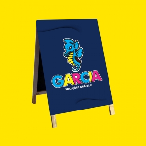 Cavalete de Madeira Dupla Face